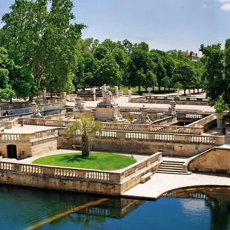 Opera-style Downtown Maison Carre *